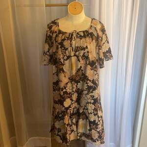 Tall, large Abercrombie & Fitch Floral Floaty Trapeze Mini Dress.